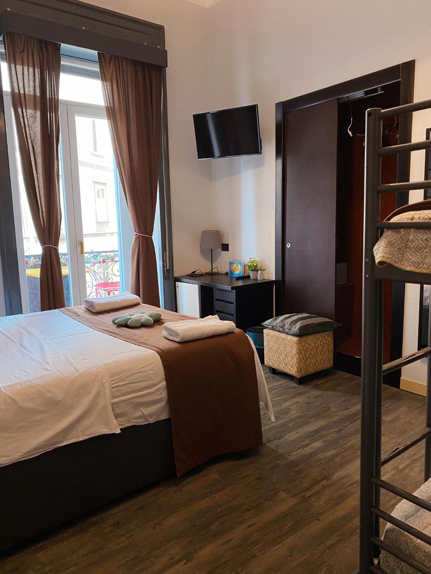 Dolce Vita Rooms Nápoly Kültér fotó